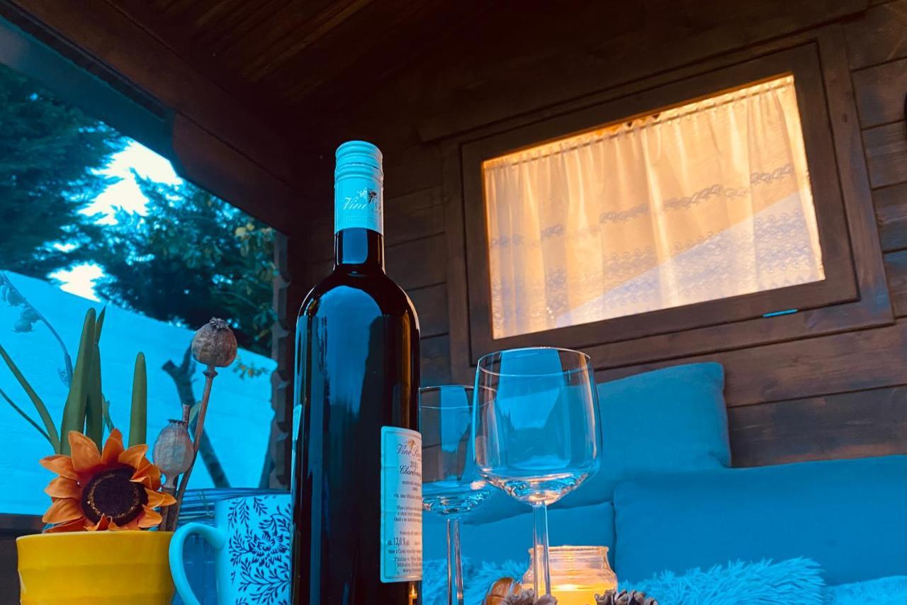 Chatky Daniel-Mikulov, A Private Campsite Just For You Exterior photo