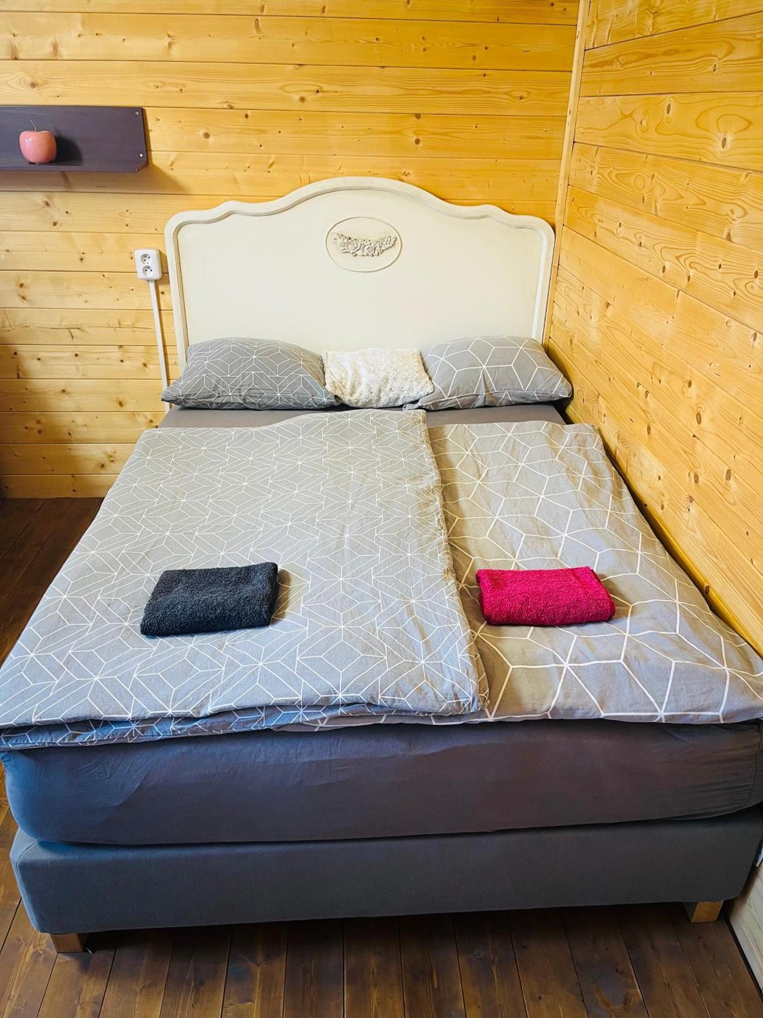 Chatky Daniel-Mikulov, A Private Campsite Just For You Exterior photo